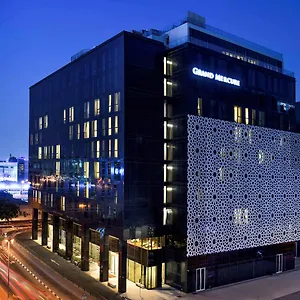https://grand-mercure-dubai-airport.sharjah-hotels.com